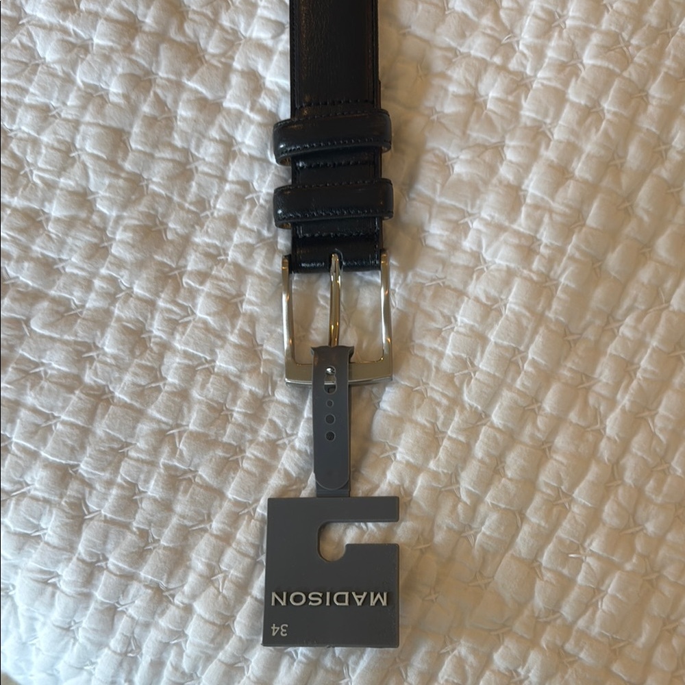 Madison NWT Black Belt